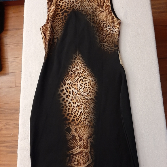 Ladies clothing - Picture 7 of 8